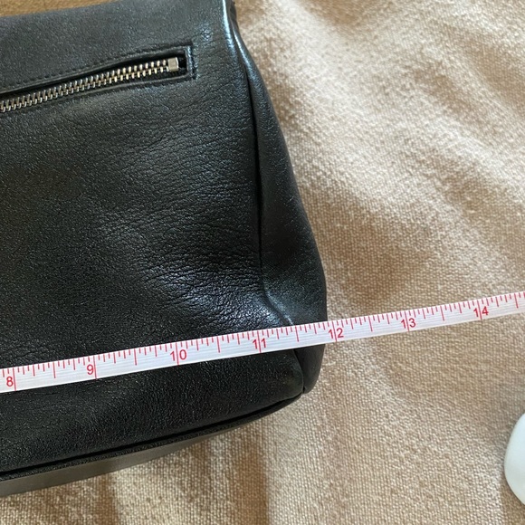 Saint Laurent West Hollywood bag with tassel - Picture 14 of 16